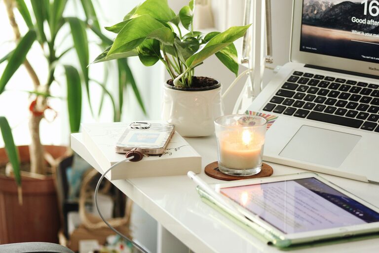 Tips for Creating a Cozy and Functional Home Office Space